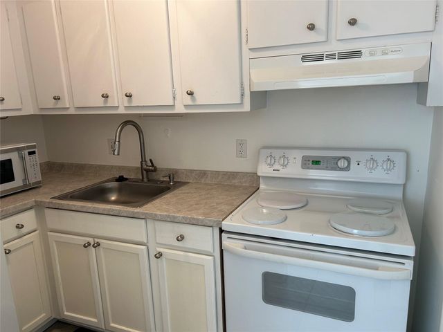 1851 NE 62nd Street 501, Fort Lauderdale, FL 33308