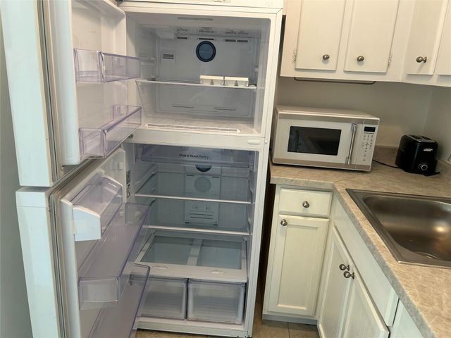 1851 NE 62nd Street 501, Fort Lauderdale, FL 33308