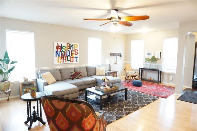 1911 Big Bend DR, Cedar Park, TX 78613
