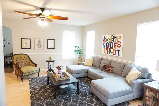 1911 Big Bend DR, Cedar Park, TX 78613