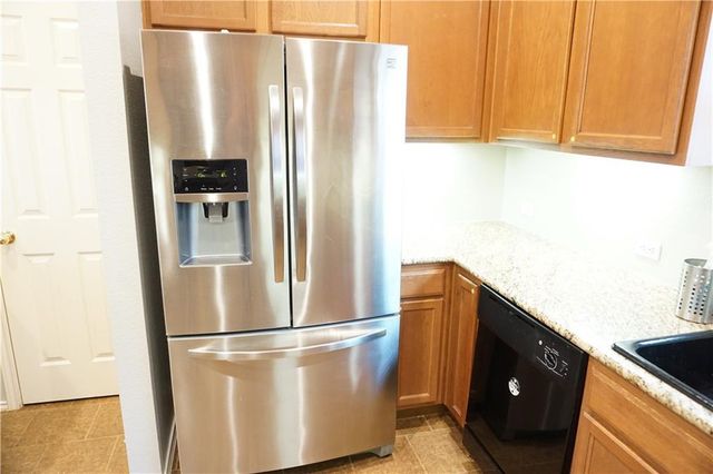 1911 Big Bend DR, Cedar Park, TX 78613