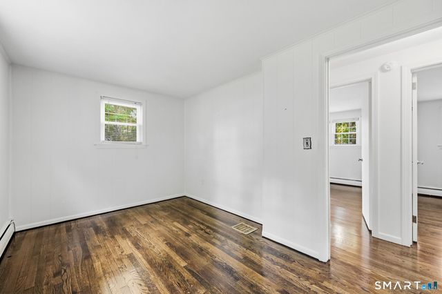 3 Arrow Street, Enfield, CT 06082