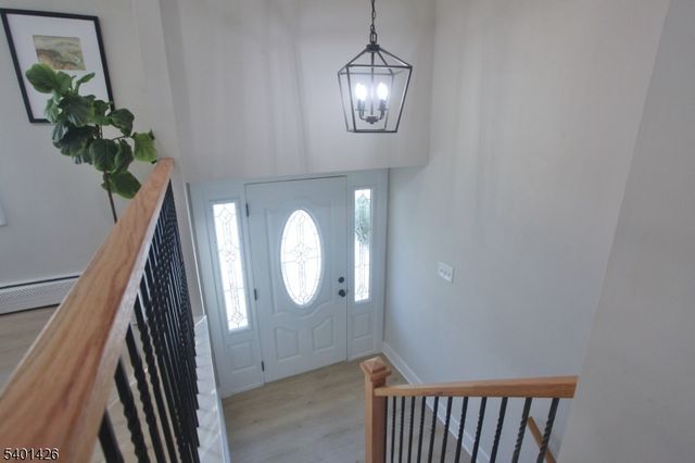 95 Forest Rd, Green Twp., NJ 07821