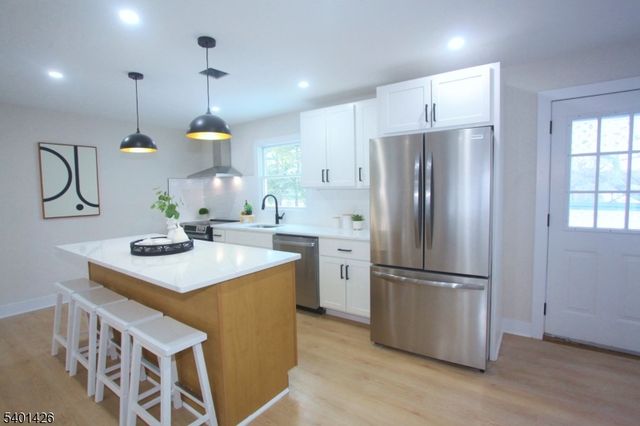 95 Forest Rd, Green Twp., NJ 07821