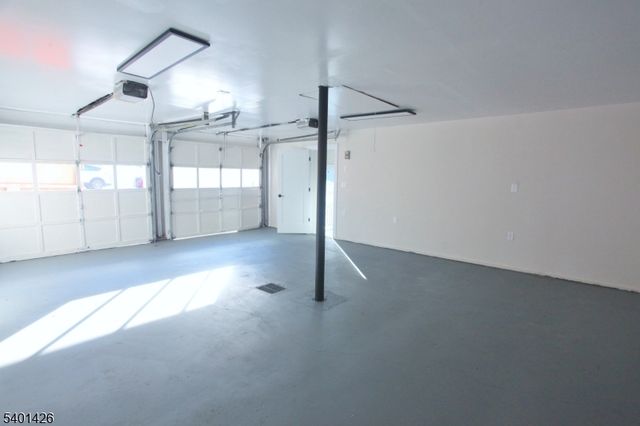 95 Forest Rd, Green Twp., NJ 07821