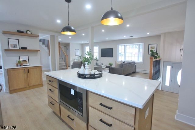 95 Forest Rd, Green Twp., NJ 07821