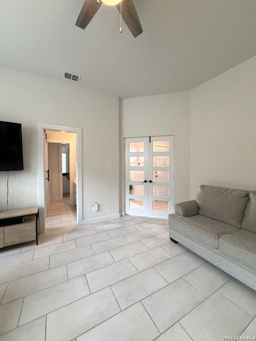 3132 Morlanga Street, New Braunfels, TX 78130