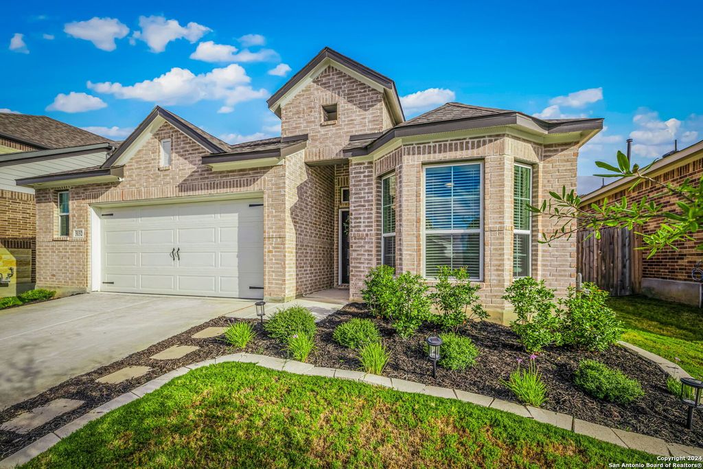 3132 Morlanga Street, New Braunfels, TX 78130