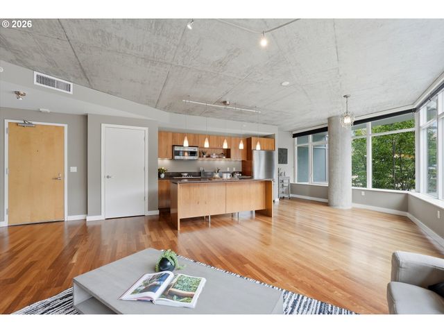 1926 W BURNSIDE St 216, Portland, OR 97209