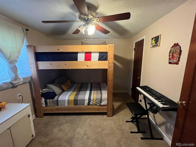 1701 Bahama St, Aurora, CO 80011