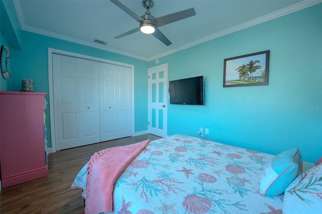 324 WINDRUSH BOULEVARD 11, Indian Rocks Beach, FL 33785