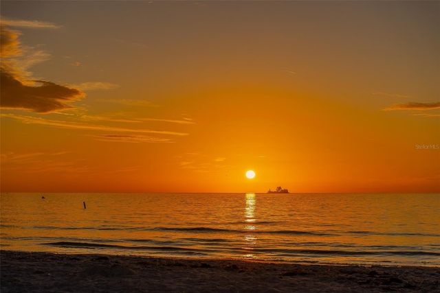 324 WINDRUSH BOULEVARD 11, Indian Rocks Beach, FL 33785