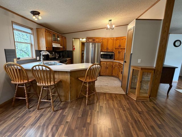 2174 66th Avenue NE, Willmar, MN 56201