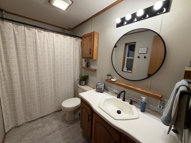 2174 66th Avenue NE, Willmar, MN 56201