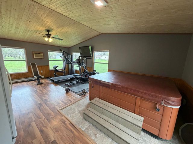 2174 66th Avenue NE, Willmar, MN 56201