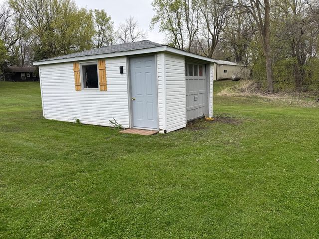 2174 66th Avenue NE, Willmar, MN 56201