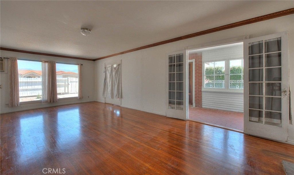 Image 8 of property listing at 11398 Norton, Chino, CA 91710