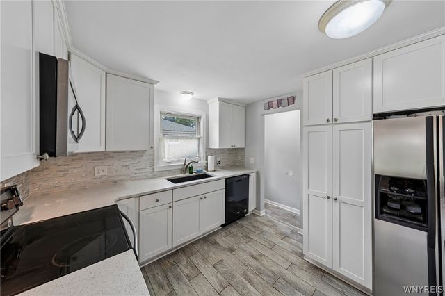 216 Collins Avenue, West Seneca, NY 14224