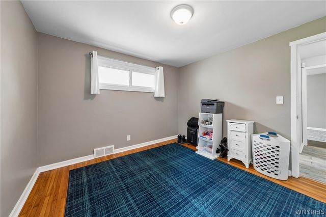 216 Collins Avenue, West Seneca, NY 14224