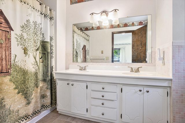 8257 S 2nd Street, Mattawan, MI 49071