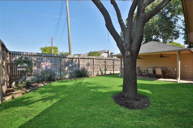 2206 Hickory Lawn Drive, Houston, TX 77077