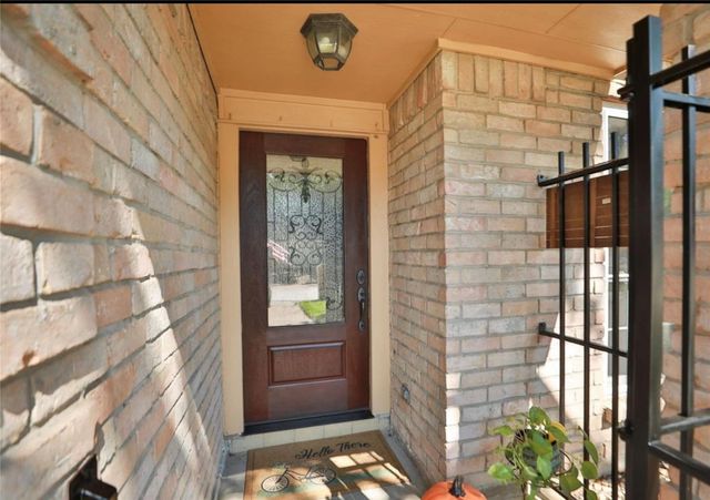 2206 Hickory Lawn Drive, Houston, TX 77077