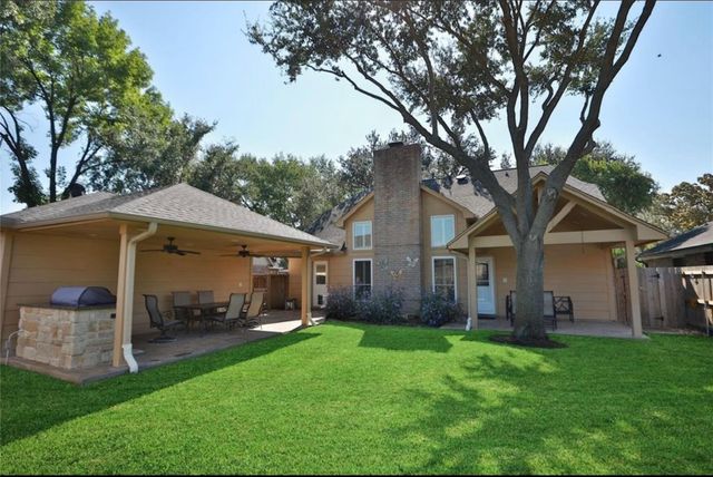 2206 Hickory Lawn Drive, Houston, TX 77077