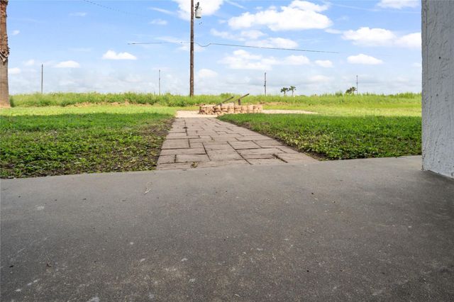 3189 Castle Drive, Crystal Beach, TX 77650