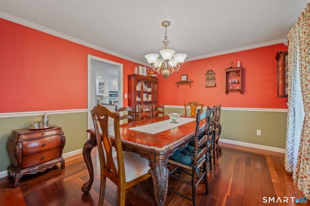 33 Partridge Lane, Burlington, CT 06013