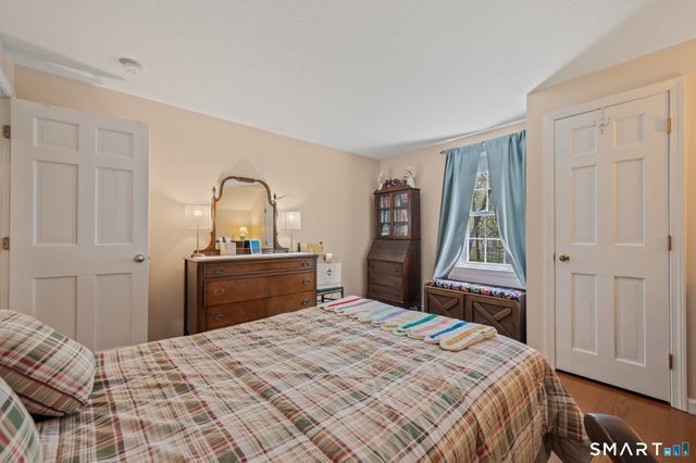 33 Partridge Lane, Burlington, CT 06013