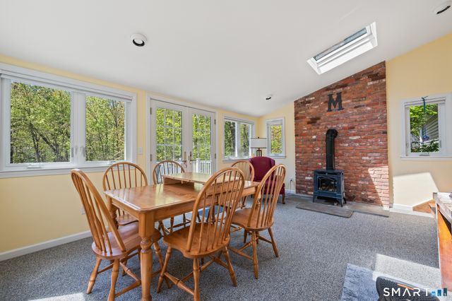 33 Partridge Lane, Burlington, CT 06013