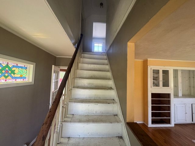 252 Main St, Medway, MA 02053