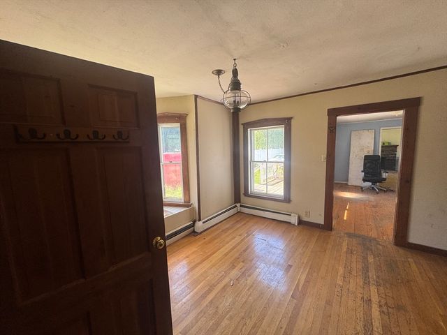 252 Main St, Medway, MA 02053