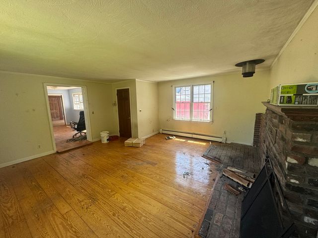 252 Main St, Medway, MA 02053