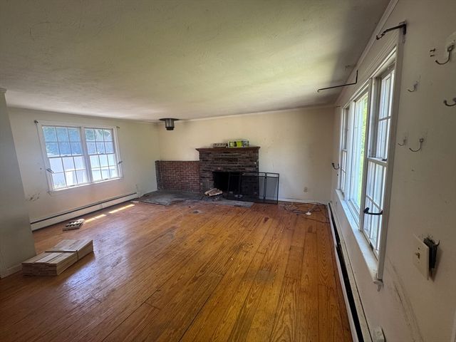 252 Main St, Medway, MA 02053