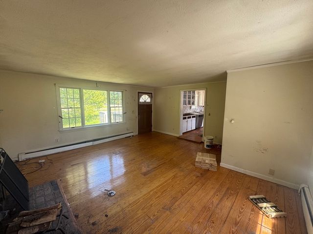 252 Main St, Medway, MA 02053