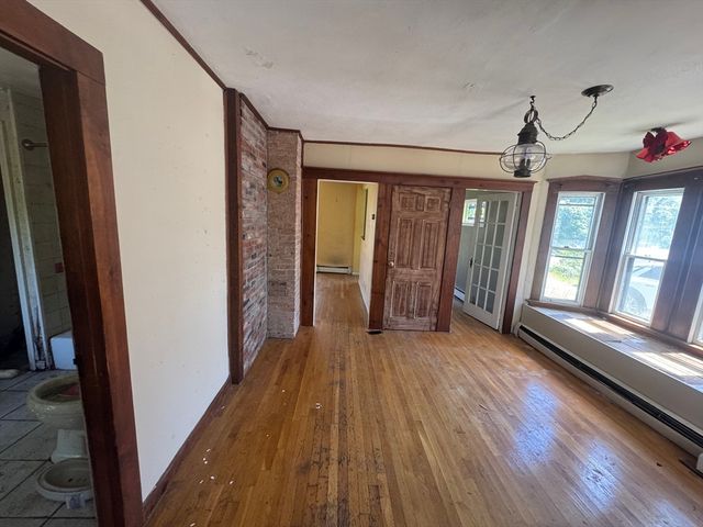 252 Main St, Medway, MA 02053