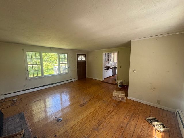 252 Main St, Medway, MA 02053