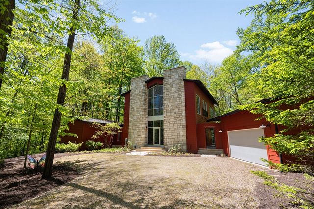 24 Camp Madron Road, Buchanan, MI 49107