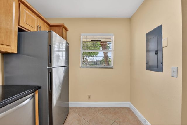 2800 Fiore Way 212, Delray Beach, FL 33445