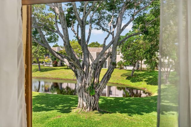 2800 Fiore Way 212, Delray Beach, FL 33445