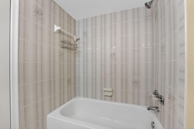 2800 Fiore Way 212, Delray Beach, FL 33445