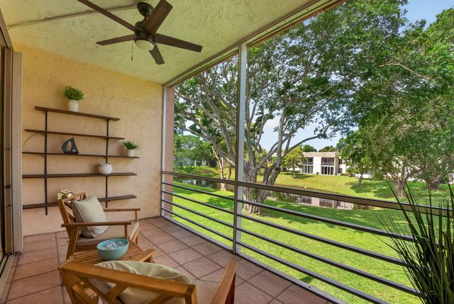 2800 Fiore Way 212, Delray Beach, FL 33445