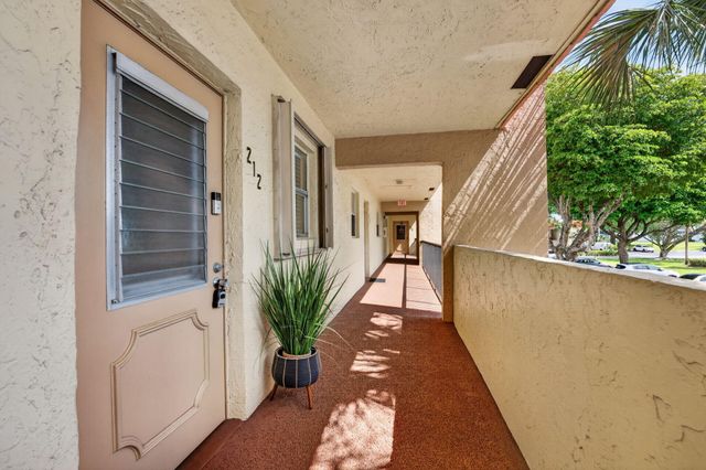 2800 Fiore Way 212, Delray Beach, FL 33445