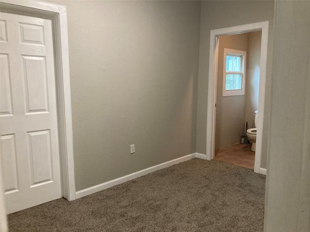 104 May Avenue, Cleburne, TX 76031