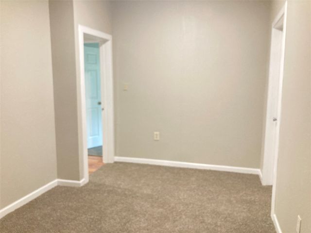 104 May Avenue, Cleburne, TX 76031