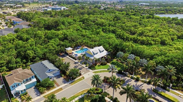 725 WINTERSIDE DRIVE, Apollo Beach, FL 33572