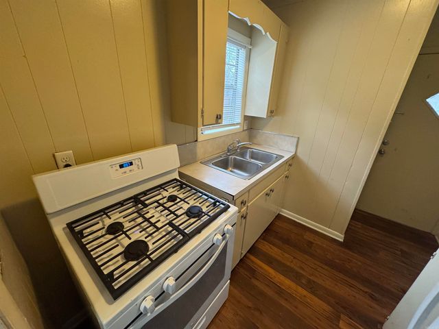 303 Ash Street, Conway, AR 72034