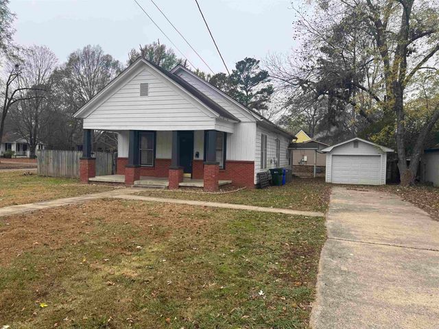 303 Ash Street, Conway, AR 72034