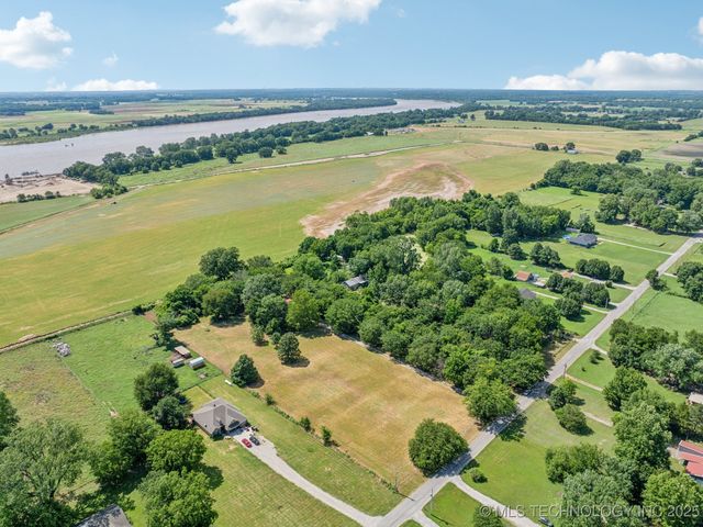 16602 S 203rd East Avenue, Broken Arrow, OK 74014